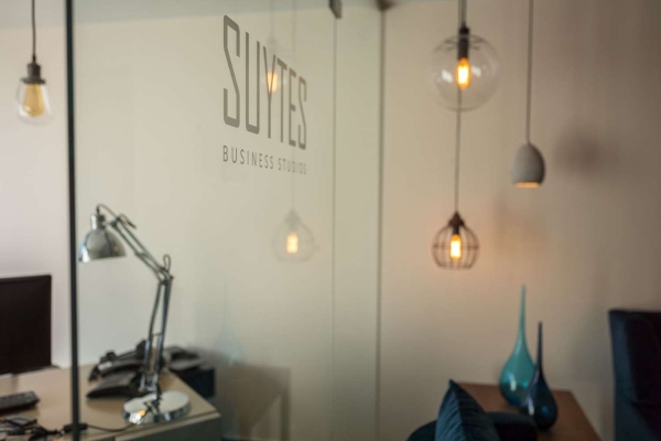 Hotel SUYTES
